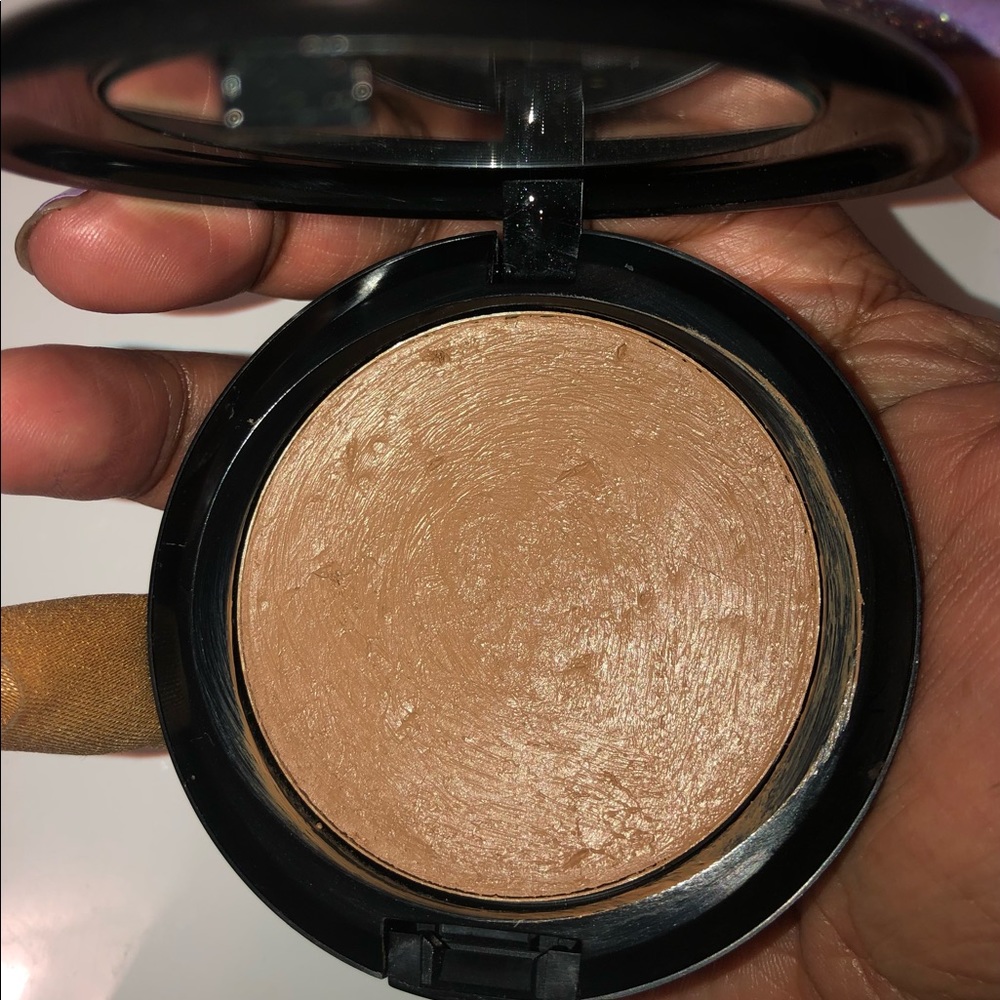 MAC Prep + Prime BB Dark compact